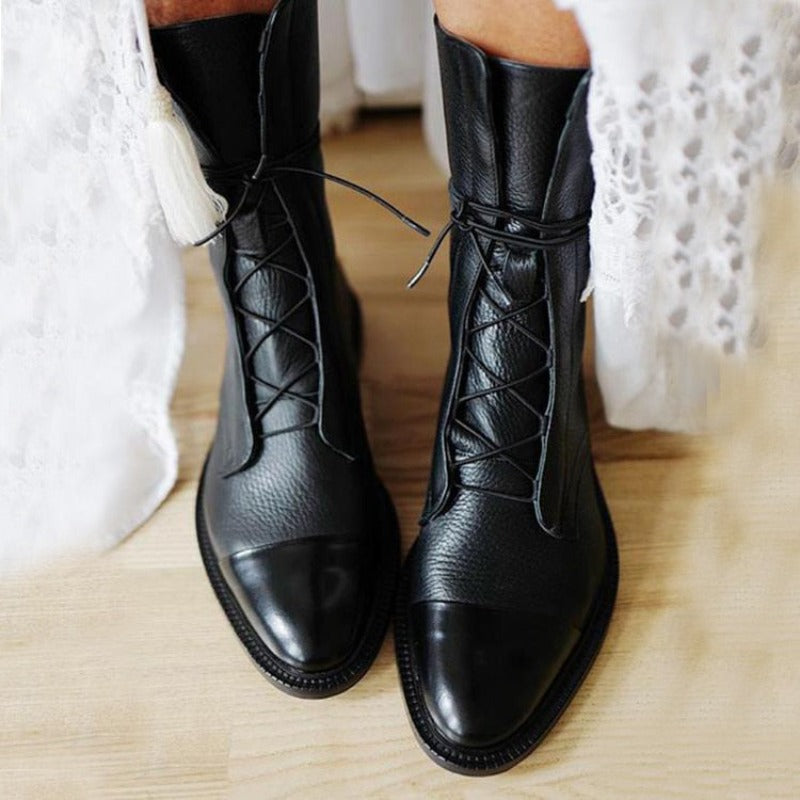 New-SHENGY-Patent-Leather-British-Style-Flat-Boots-Black-Pointed-Toe-Boots-Handsome-Motorcycle-Boots-Women_b2d31ee9-ba6c-4dcd-8c40-54a8891b0dab.jpg