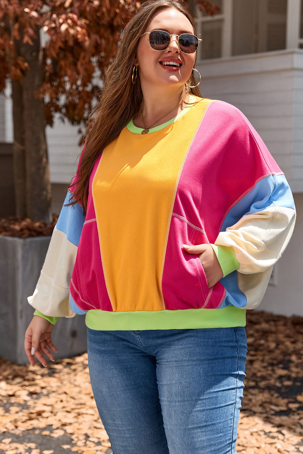 Rose rød plus size colorblock patchwork sweater med synlige søm - Aretha