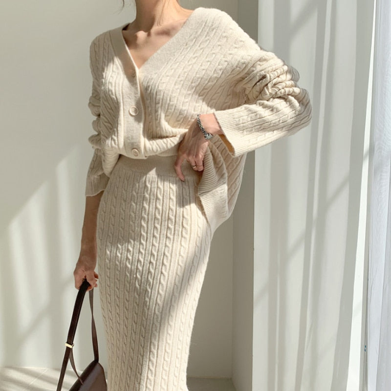 Stella | Elegant sæt nederdel og sweater