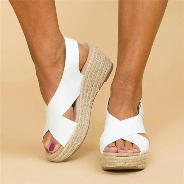 Sommerlicher Chic: Elegante Espadrille-Sandalen | Menlie